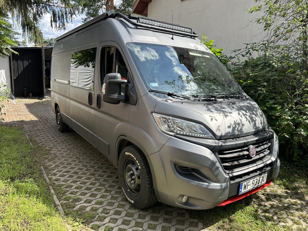 1 Przód kampera Melody