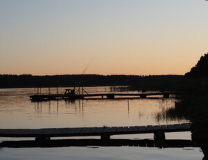 zachód słońca nad jeziorem Gołuń Kaszuby