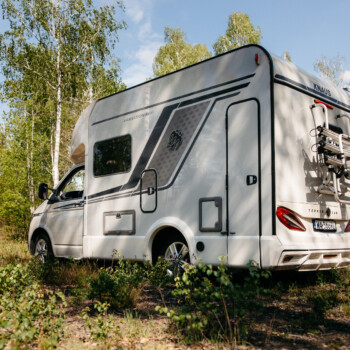 kamper Knaus Tourer Van LT widok z tyłu Warszawa